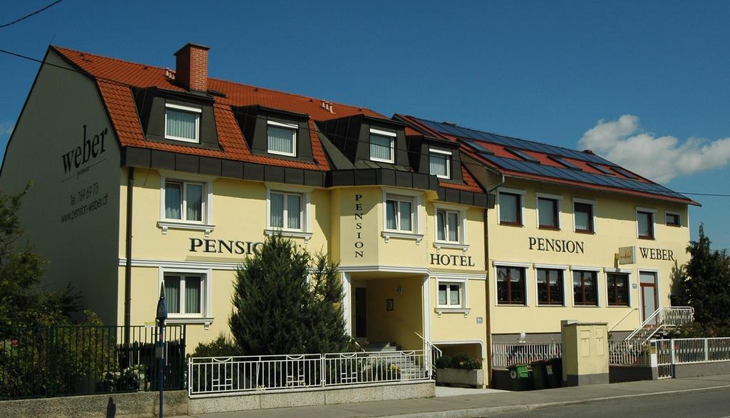 Weber Viena